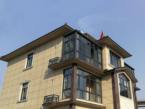 夏季高溫多雨，仿石漆施工有什么注意事項